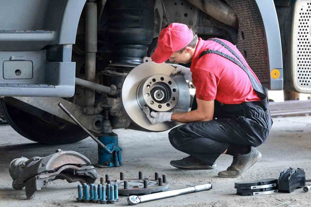 Wheel Alignment - Truck Mechanic Darwin in Winnellie, NT